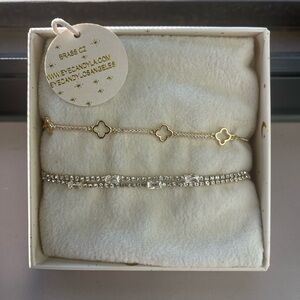 NWT giftable condition stackable bracelets